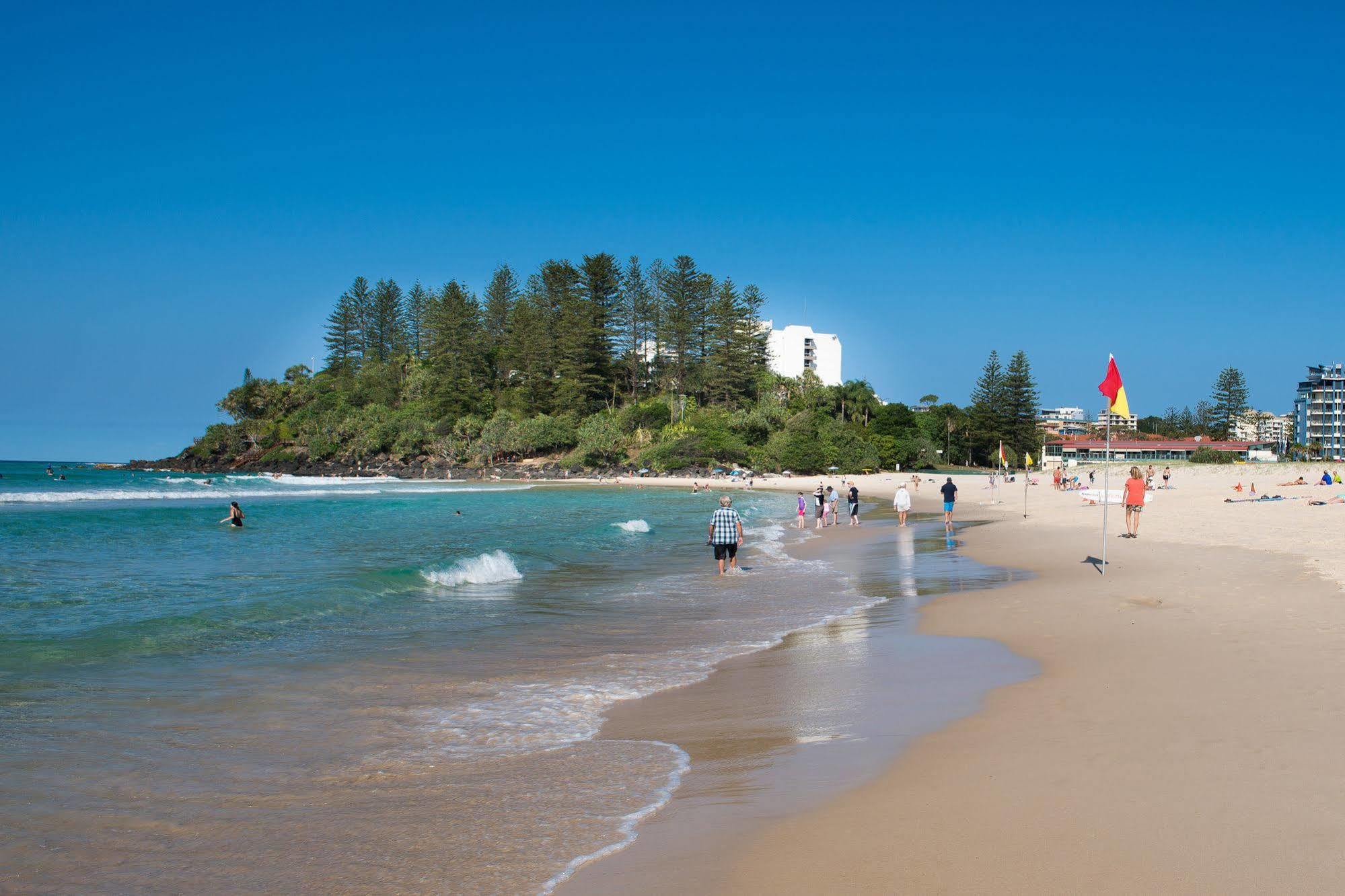 Beachcomber International Resort Coolangatta Экстерьер фото